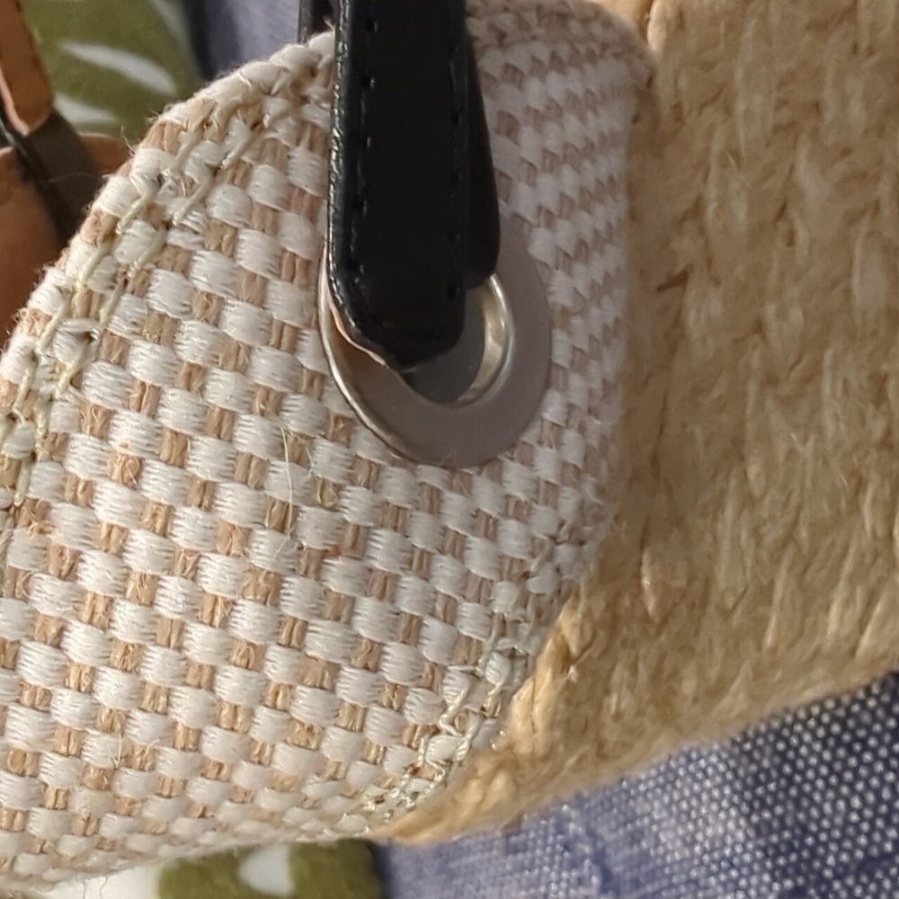Lucky Brand “Kyndra” black and beige wedge heel sandals, size 7.5 NWOT - Picture 11 of 12